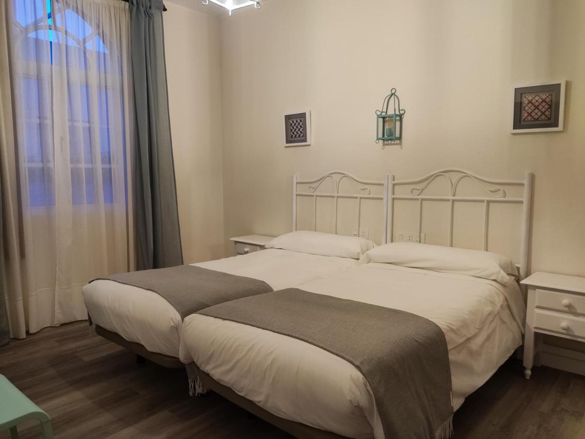 Hostal Andalucia Chipiona Exterior photo